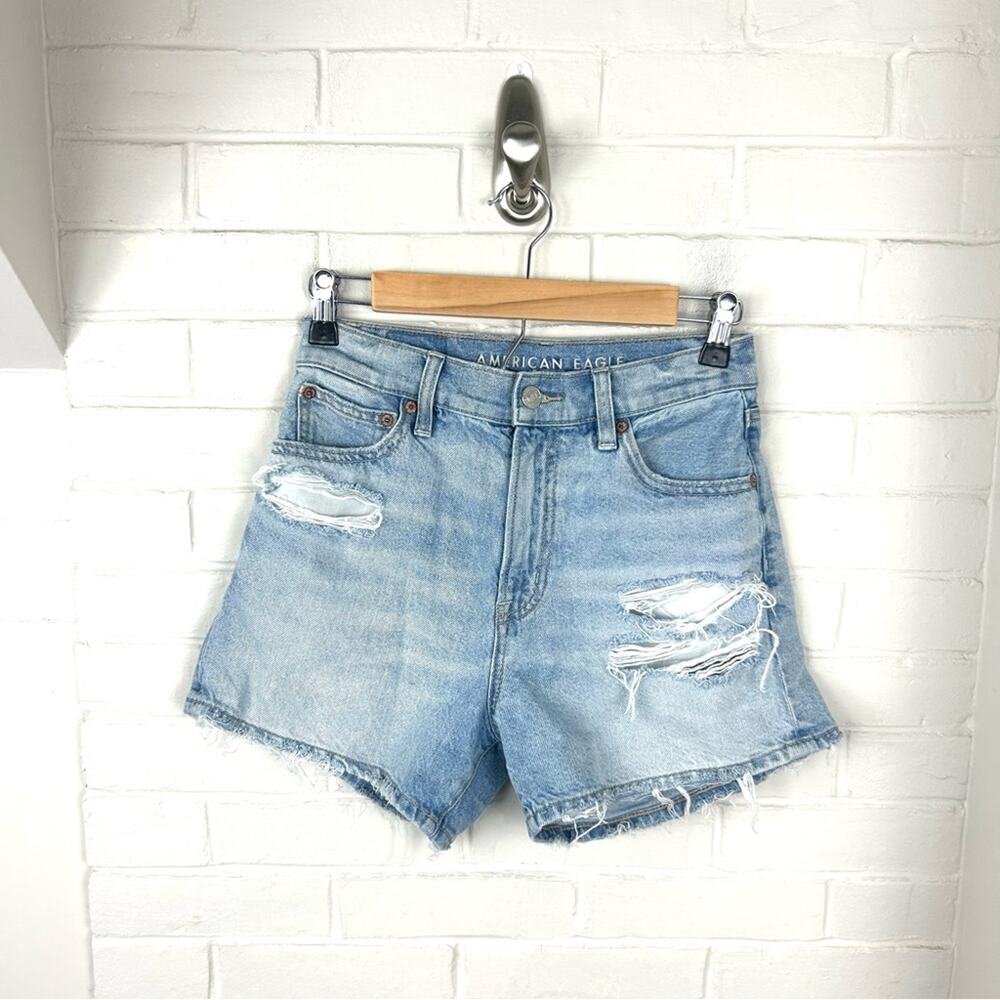 American Eagle Strigid Highest Rise Distressed 90s Boyfriend Denim Shorts Size 0